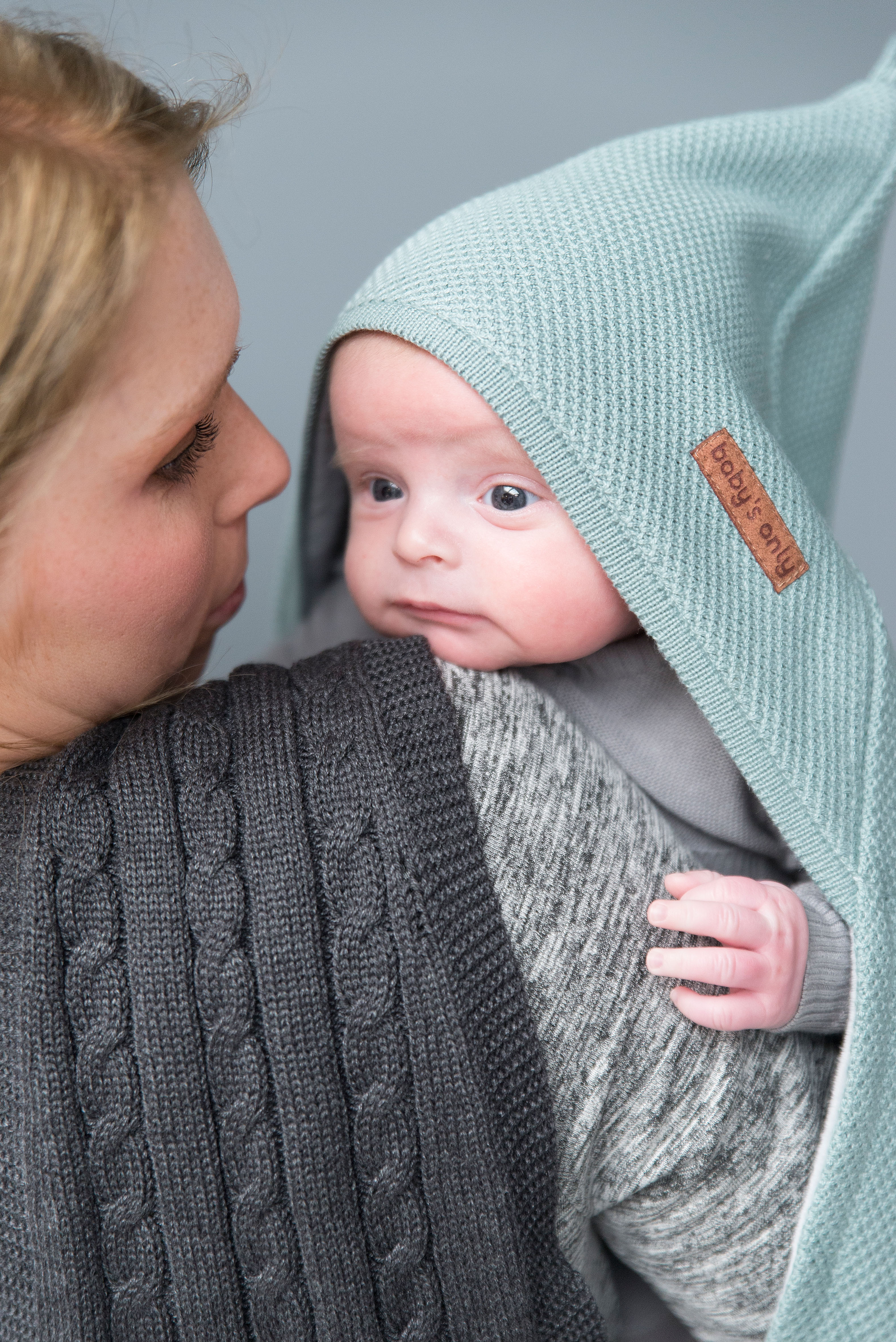 Hooded baby blanket soft Classic sand