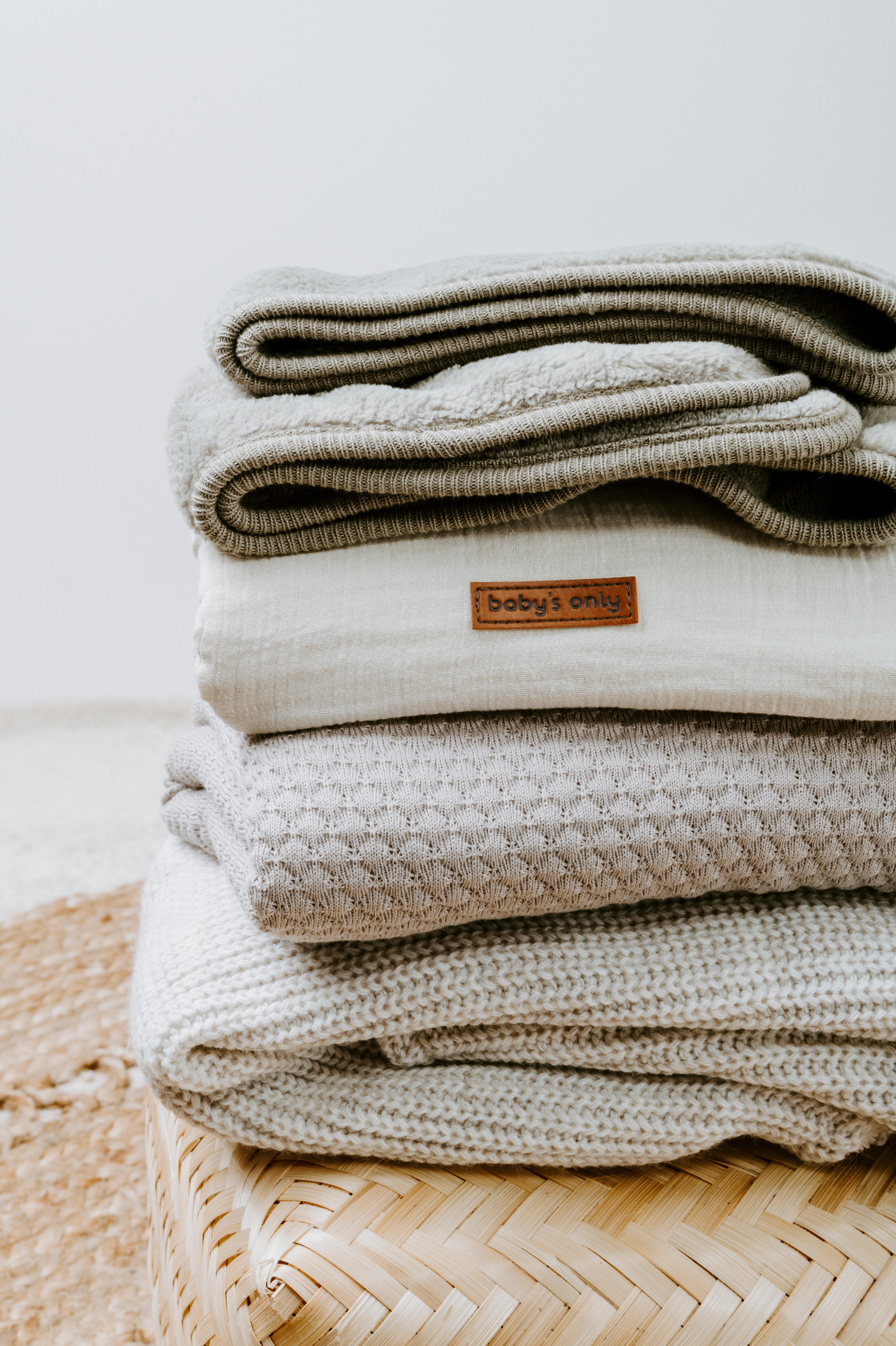 Cot blanket Cozy urban taupe